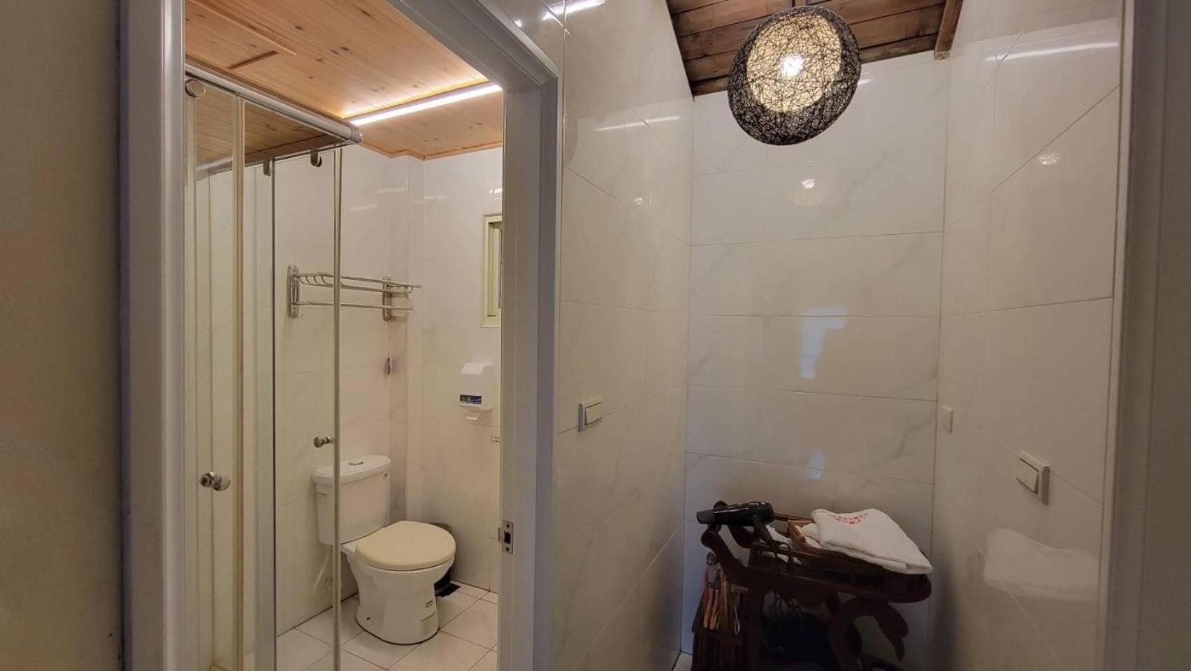 Lohas Gallery Long Stay Hostel Shiding Екстер'єр фото